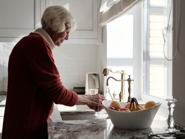 Ateliers nutritionnels pour seniors : conseils pratiques et solutions concrètes